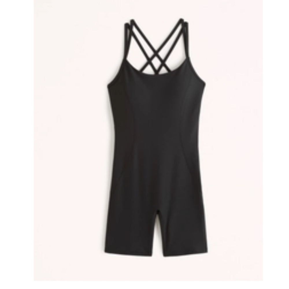 Abercrombie & Fitch YPB sculptLUX Strappy back onsie